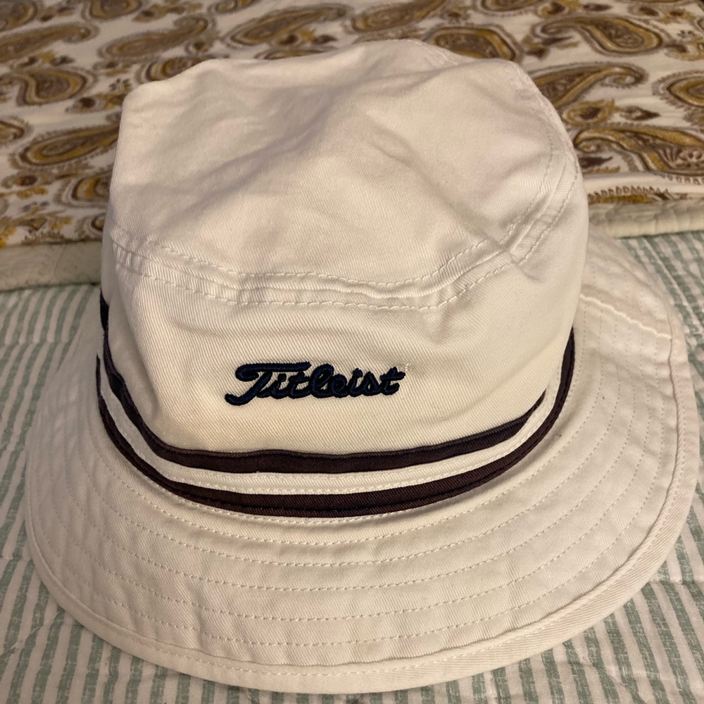 Titleist Cotton Stripe Bucket Hat L/XL